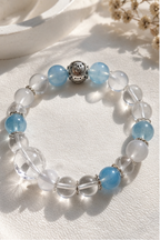Aquarius zodiac bracelet with Aquamarine, Clear Quartz, Moonstone, Clear Quartz freeform and zodiac space